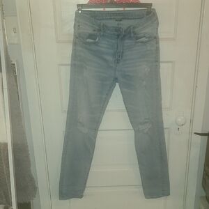 American Eagle Outfitters Light Blue Distressed Jeans